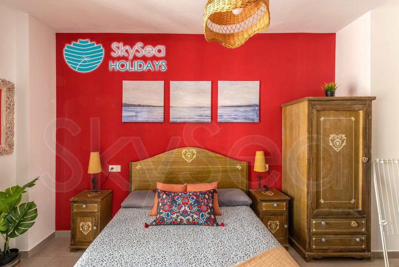 Skysea Holidays City Center Suites Malaga Zewnętrze zdjęcie