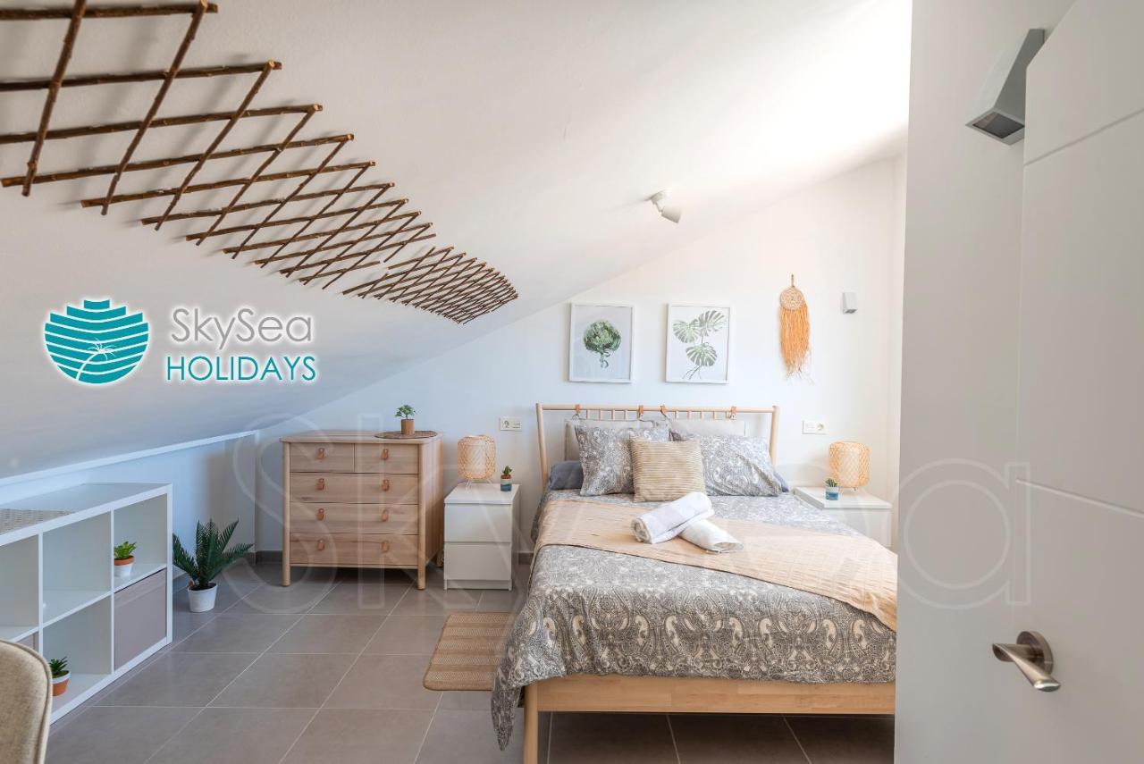 Skysea Holidays City Center Suites Malaga Zewnętrze zdjęcie