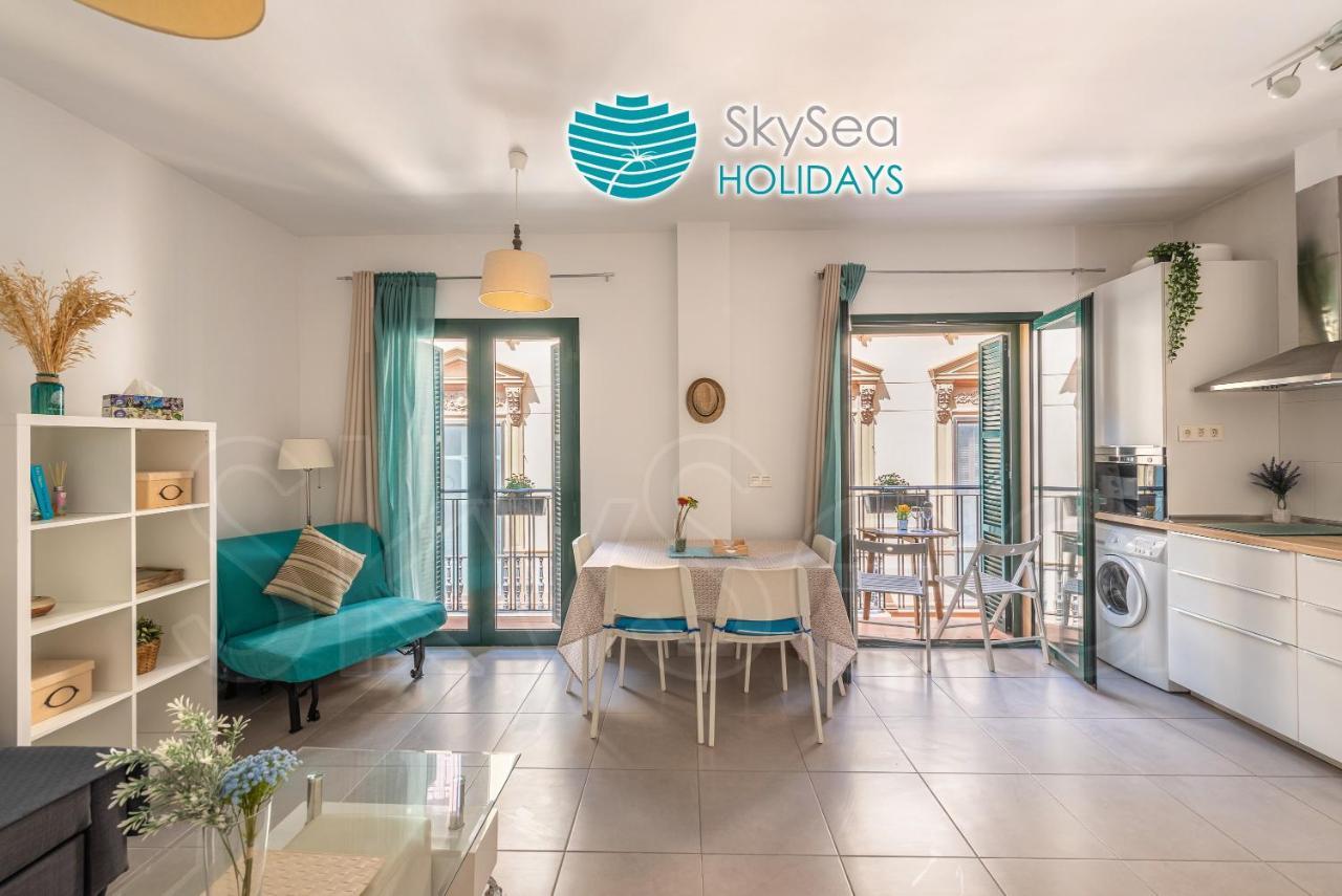 Skysea Holidays City Center Suites Malaga Zewnętrze zdjęcie
